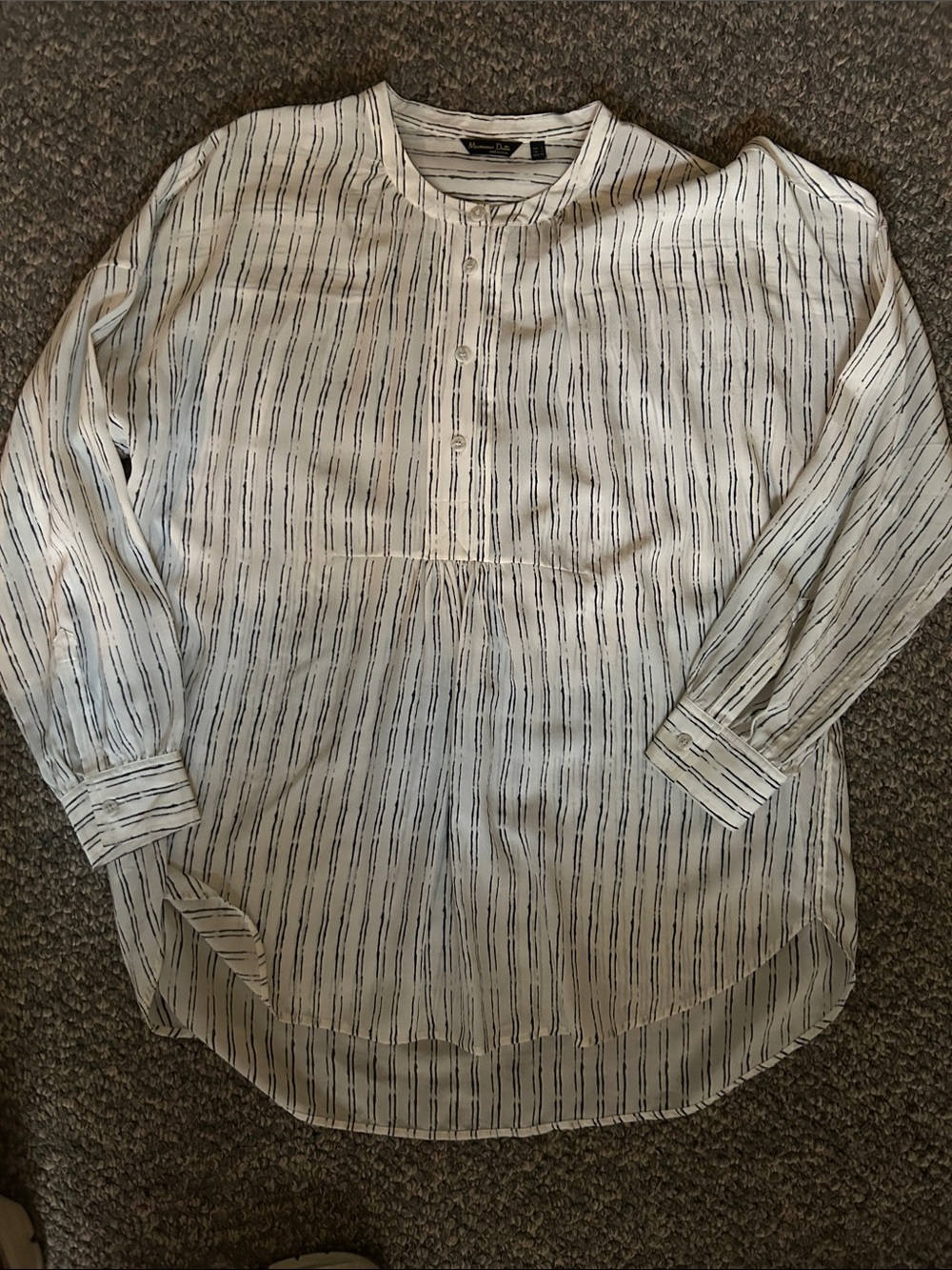 Massimo Dutti White Top with Black vertical Stripes.  Lg. 4button placard at top